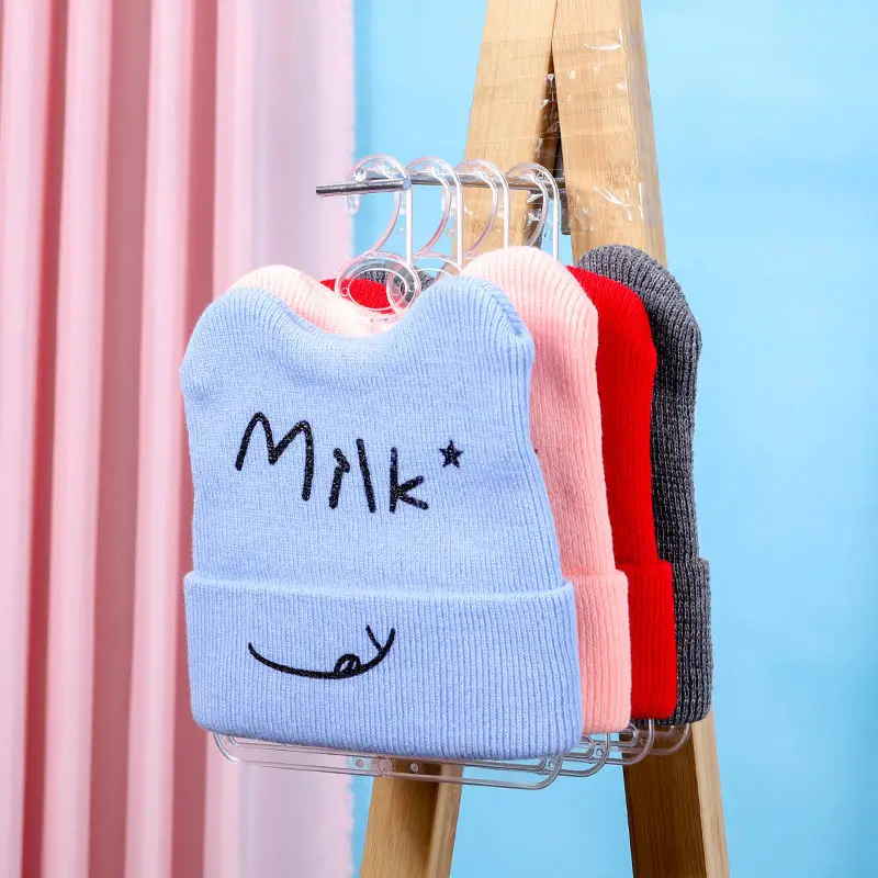 Einfacher Hutständer für Babys – Baby Clothing Hanging Rack Bewertung und Preis